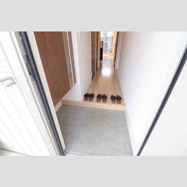 玄関 (玄関)