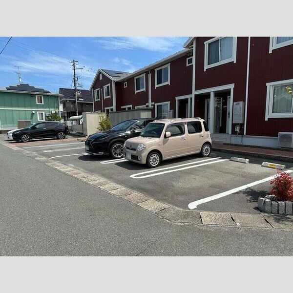 駐車場 (駐車場)