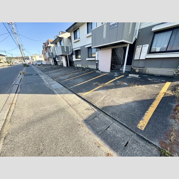 駐車場 (駐車場)
