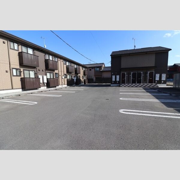 駐車場 (駐車場)