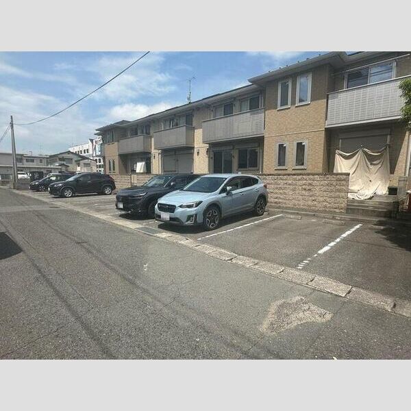 駐車場 (駐車場)