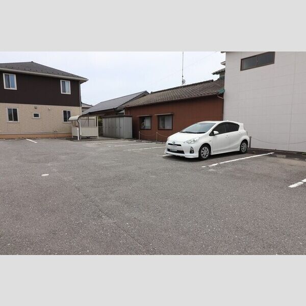 駐車場 (駐車場)