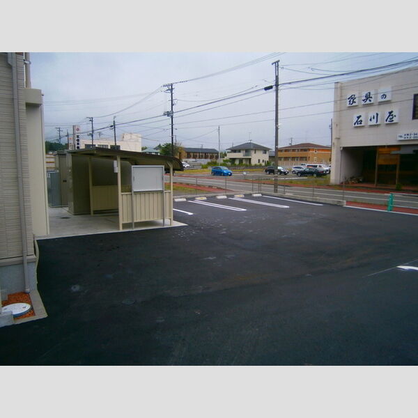 駐車場 (駐車場)