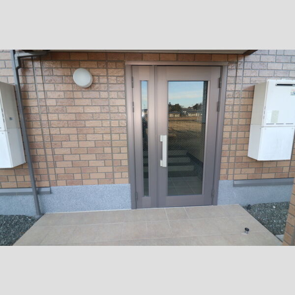 エントランス (エントランス)