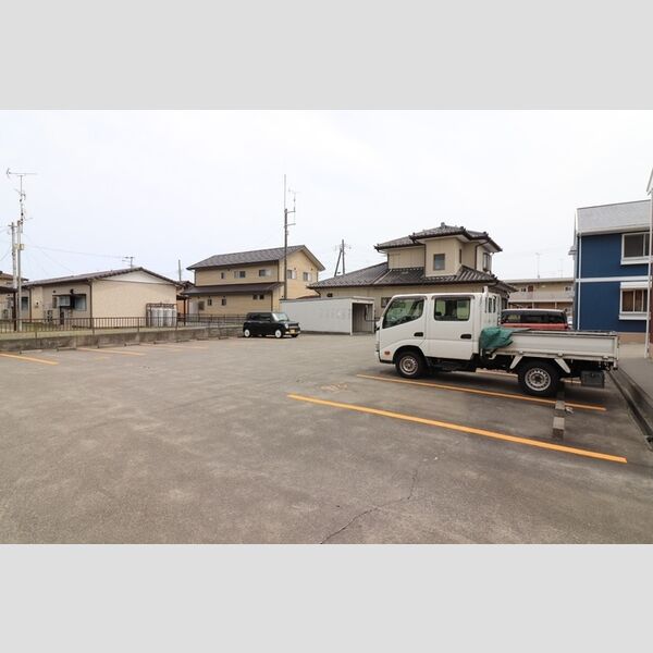 駐車場 (駐車場)