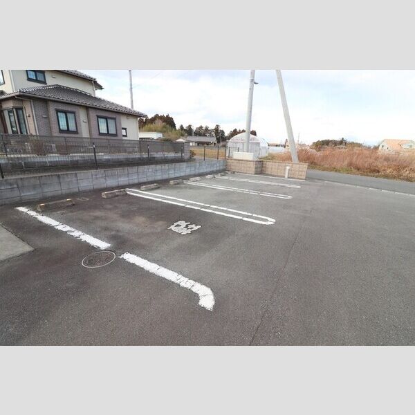 駐車場 (駐車場)