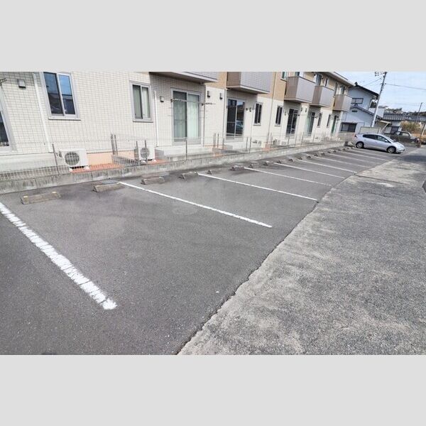 駐車場 (駐車場)