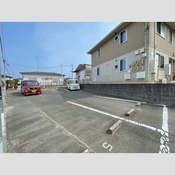 駐車場 (駐車場)
