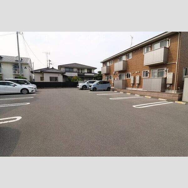 駐車場 (駐車場)