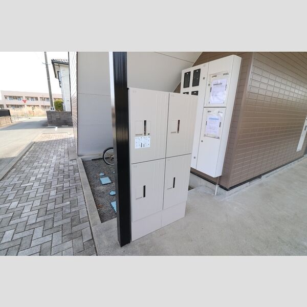 現地周辺 (宅配ボックス)