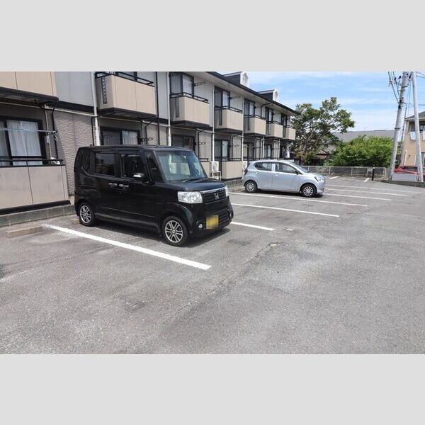 駐車場 (駐車場)