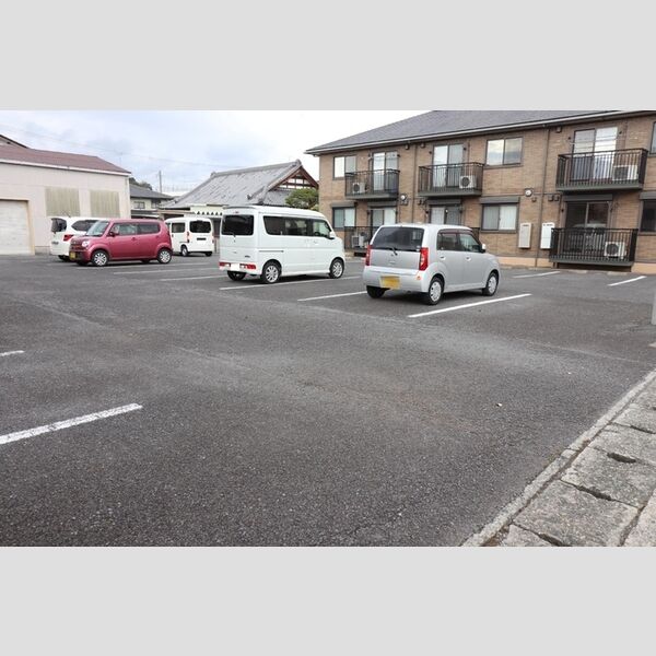 駐車場 (駐車場)