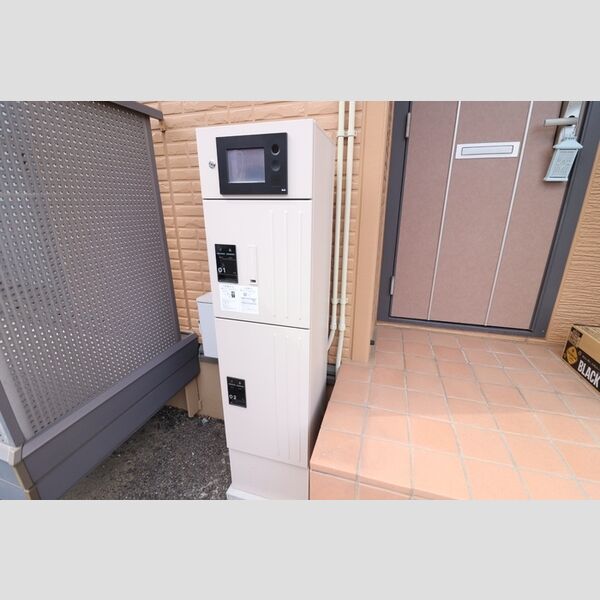 現地周辺 (宅配ボックス)