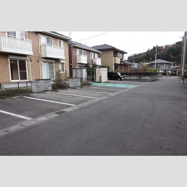 駐車場 (駐車場)