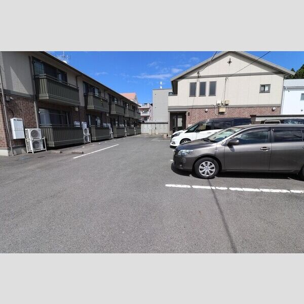 駐車場 (駐車場)
