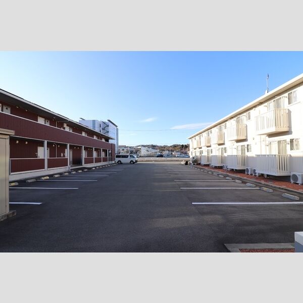 駐車場 (駐車場)