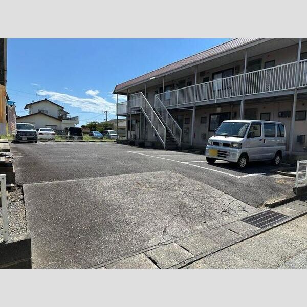 駐車場 (駐車場)