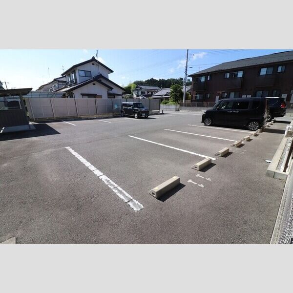 駐車場 (駐車場)