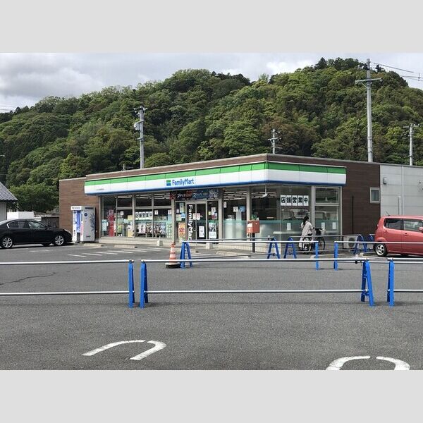 現地周辺 (ファミリーマートいわき内郷御厩町店まで230m)