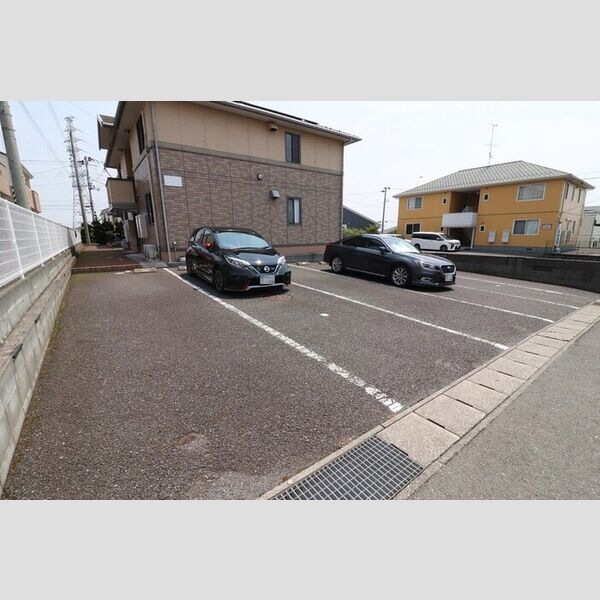 駐車場 (駐車場)