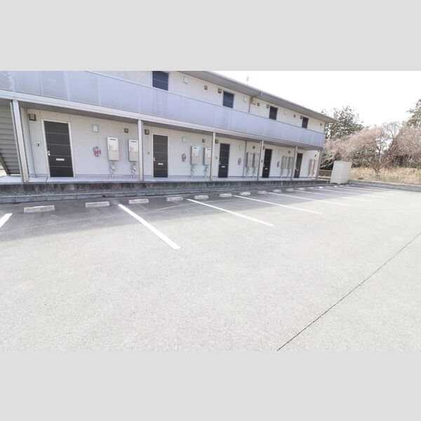 駐車場 (駐車場)