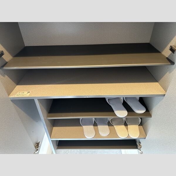 玄関 (シューズBOX)