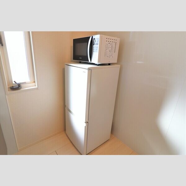 キッチン (冷蔵庫・電子レンジ)