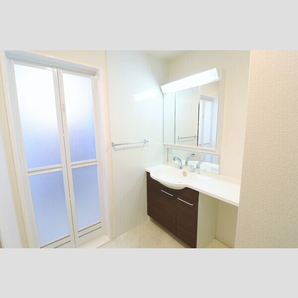 洗面所 (洗面室)