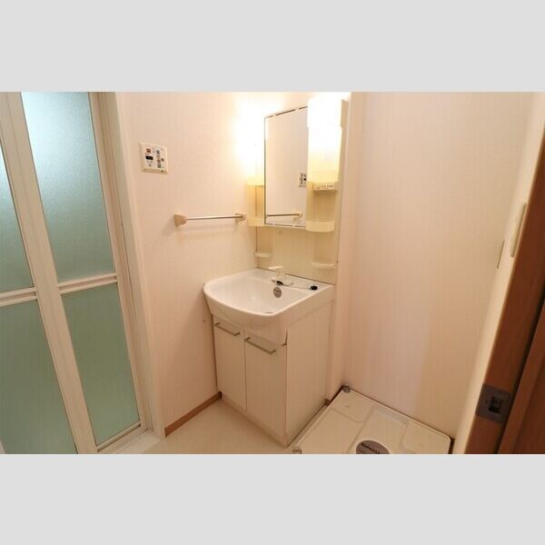 洗面所 (洗面室)