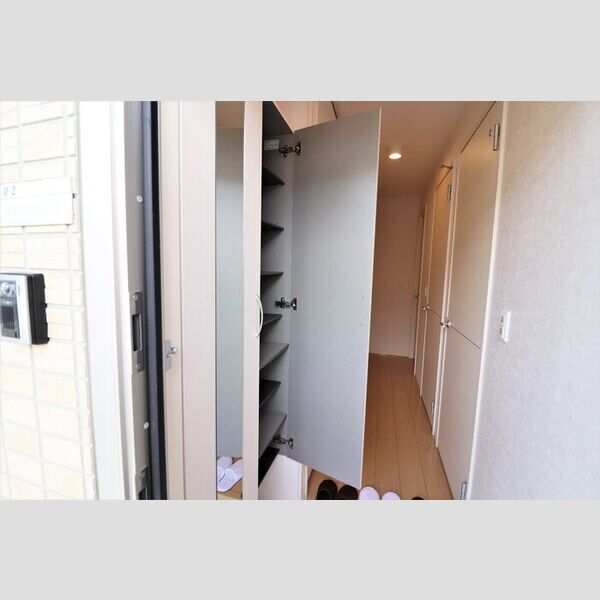 玄関 (シューズボックス)