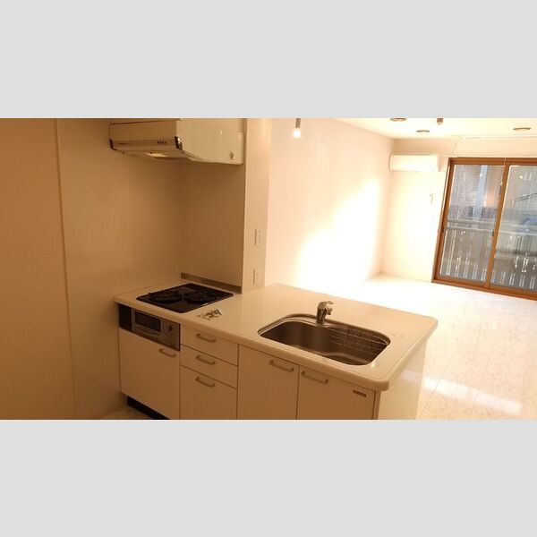 キッチン (二口ガスコンロあり!)