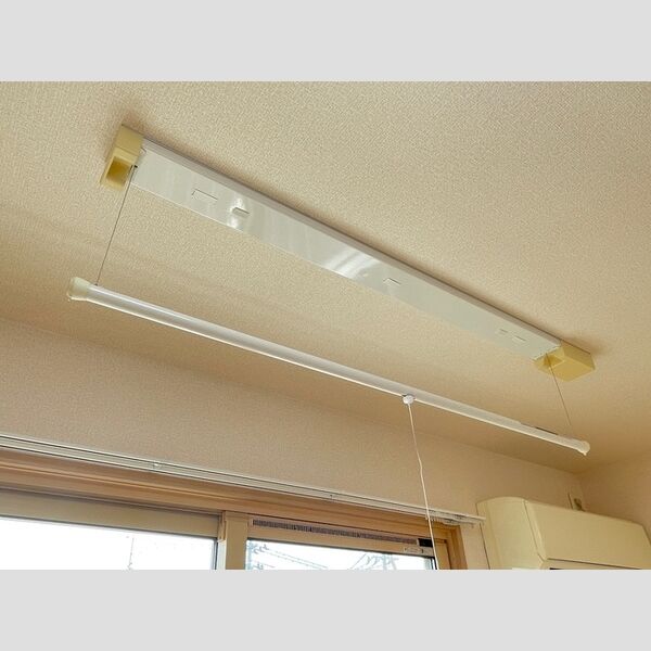 その他 (室内物干し)