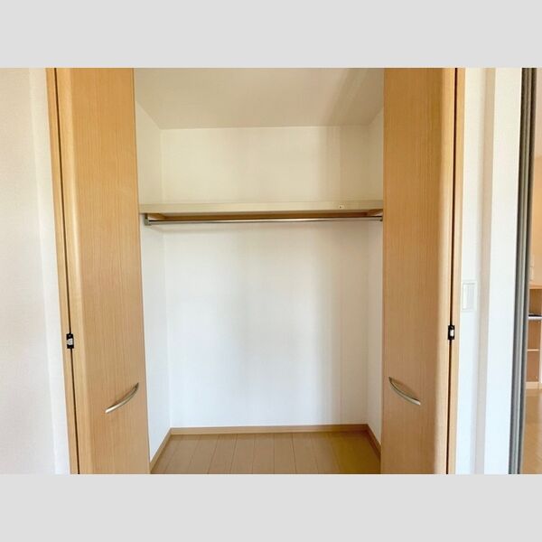 収納 (クローゼット)