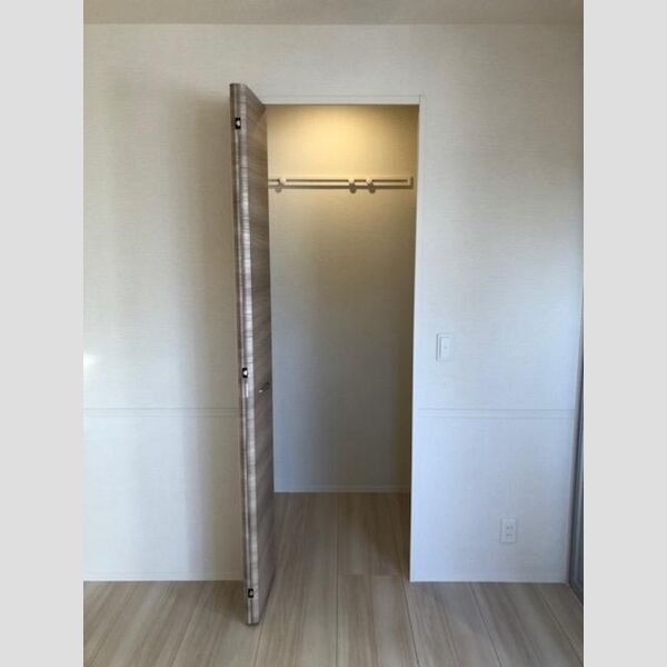 収納 (収納)