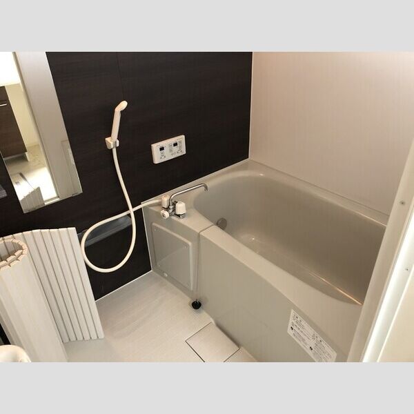 バス (ユニットバス)