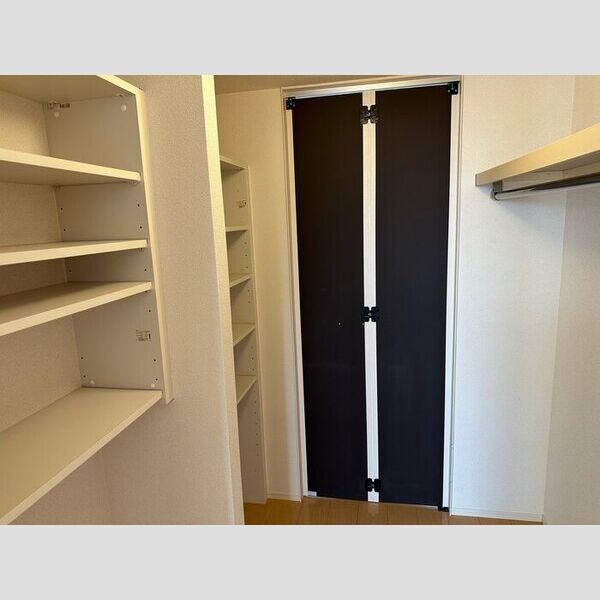 収納 (収納スペース)