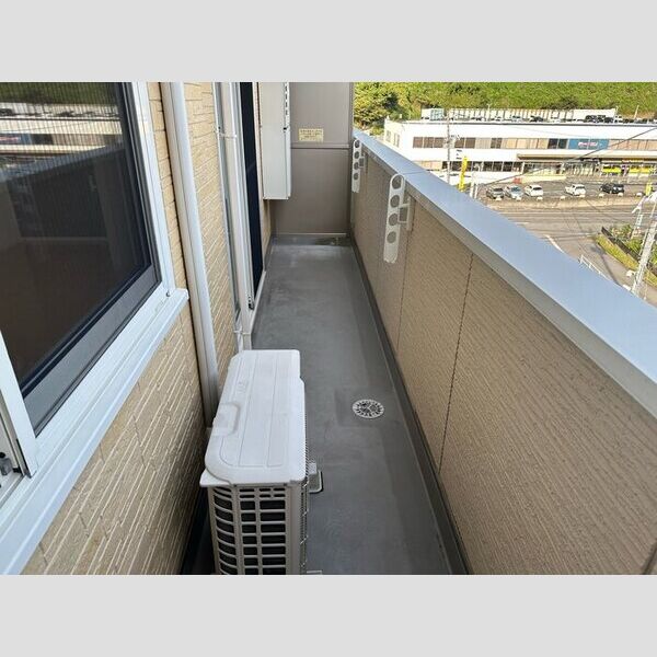 バルコニー・ベランダ (バルコニー)