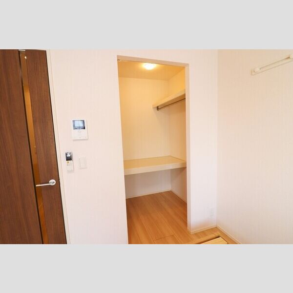 収納 (クローゼット)