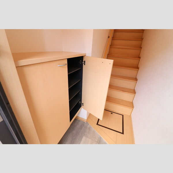 玄関 (シューズボックス)