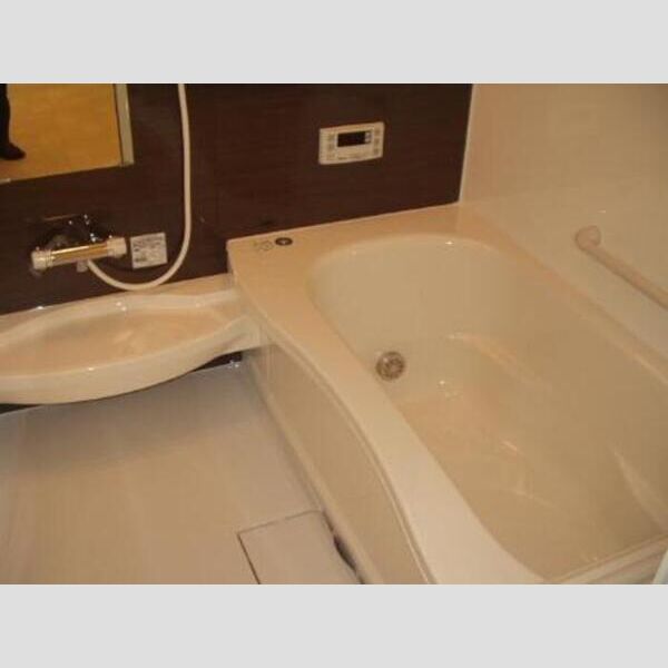 バス (A102 浴室 追焚・浴室乾燥機付)