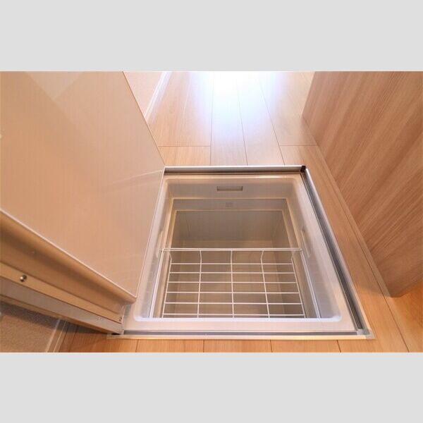 収納 (床下収納)