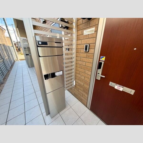 その他 (宅配ボックス)