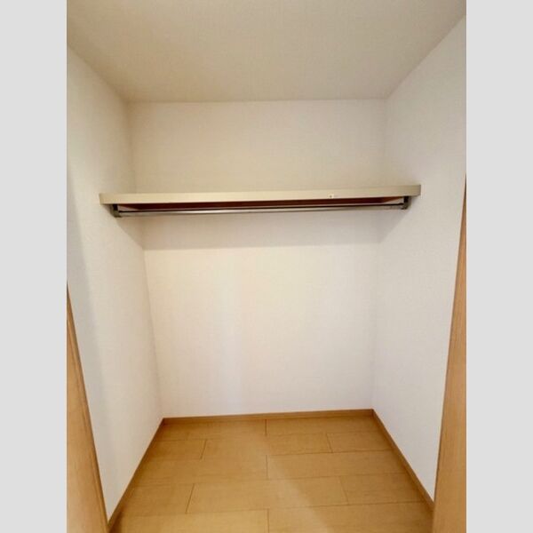 収納 (クローゼット)