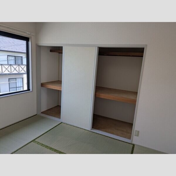 その他 (和室収納)