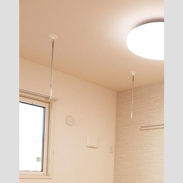 その他 (室内物干し)