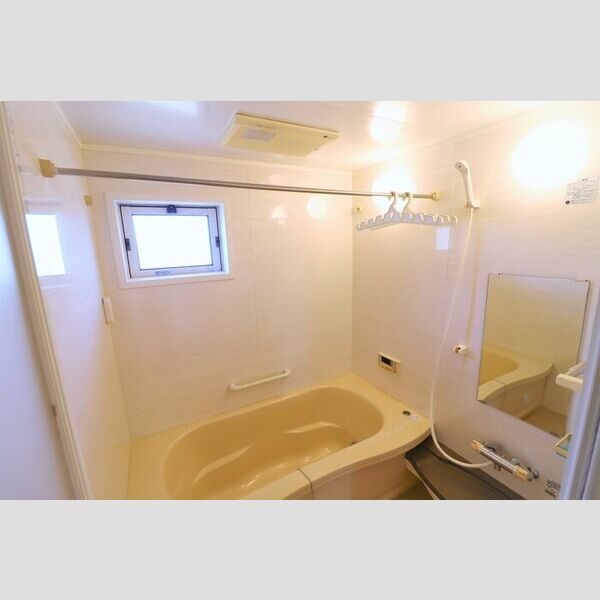 バス (ユニットバス)