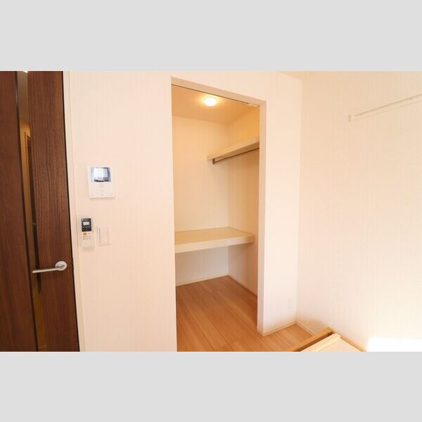 収納 (ウォークインクローゼット)