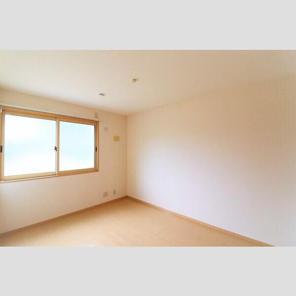 その他 (北側洋室)