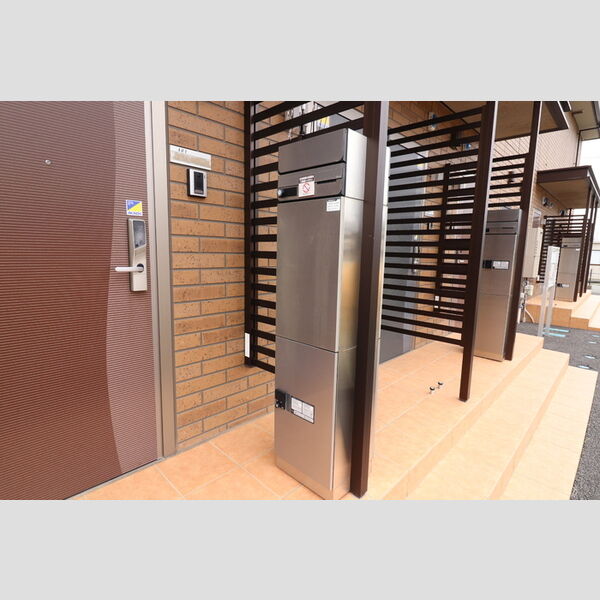 その他 (宅配ボックス)