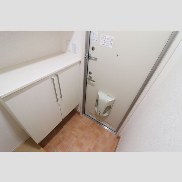 玄関 (玄関)